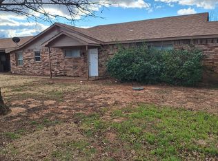2151 E 1st St, Chandler, OK 74834