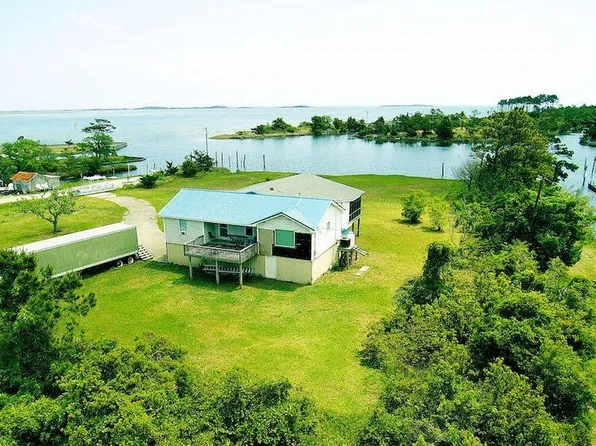 2778 Cedar Island Rd, Cedar Island, NC 28520