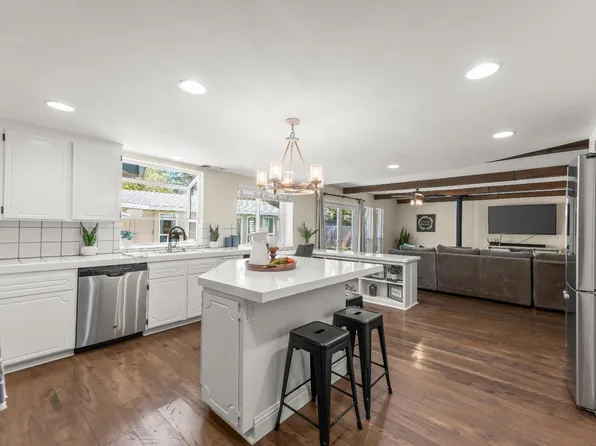 6000 Rustic Hills Dr, Rocklin, CA 95677