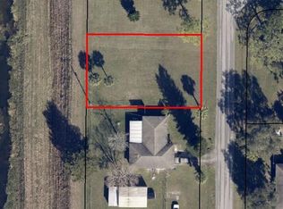 460 Hobart Ave NW, Palm Bay, FL 32907