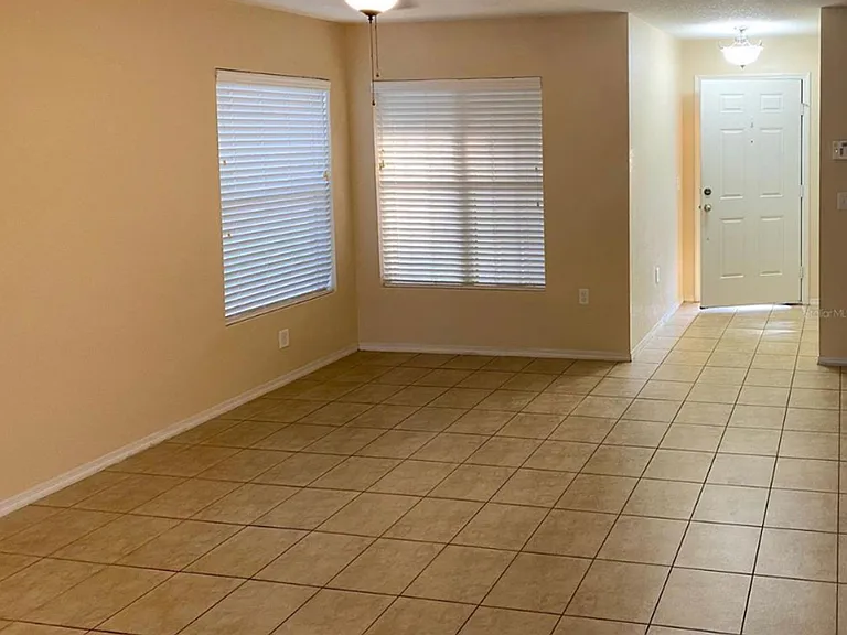 3105 Seaview Castle Dr — Photo 8