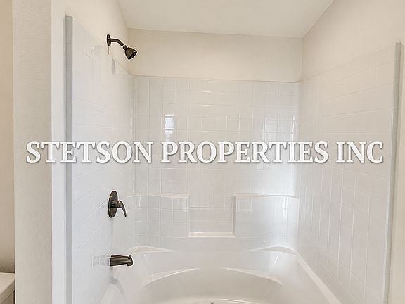 5th image of 362 S Westwood Rd Unit A