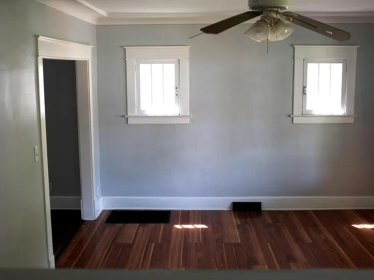 3640 Hazelhurst Ave — Photo 12