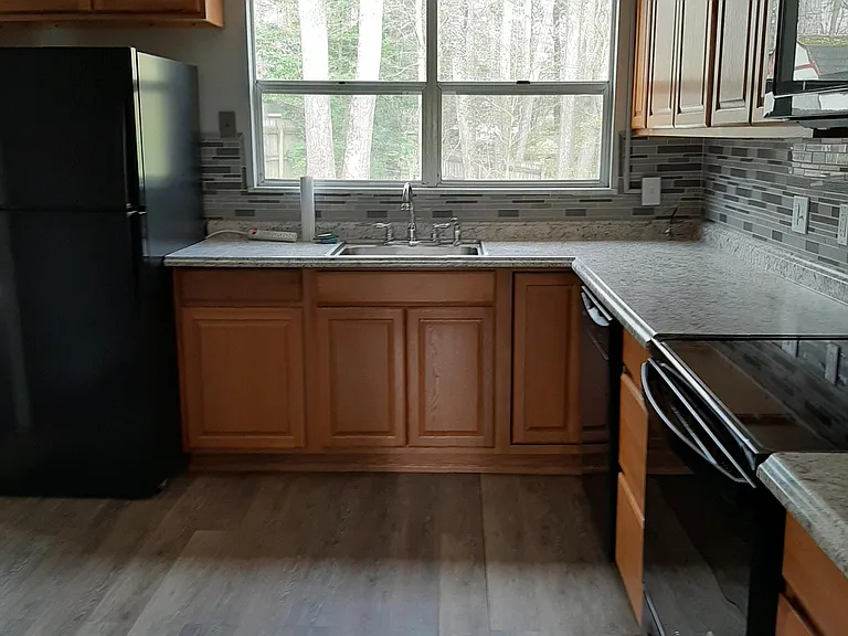 520 Briarwood Ln — Photo 5
