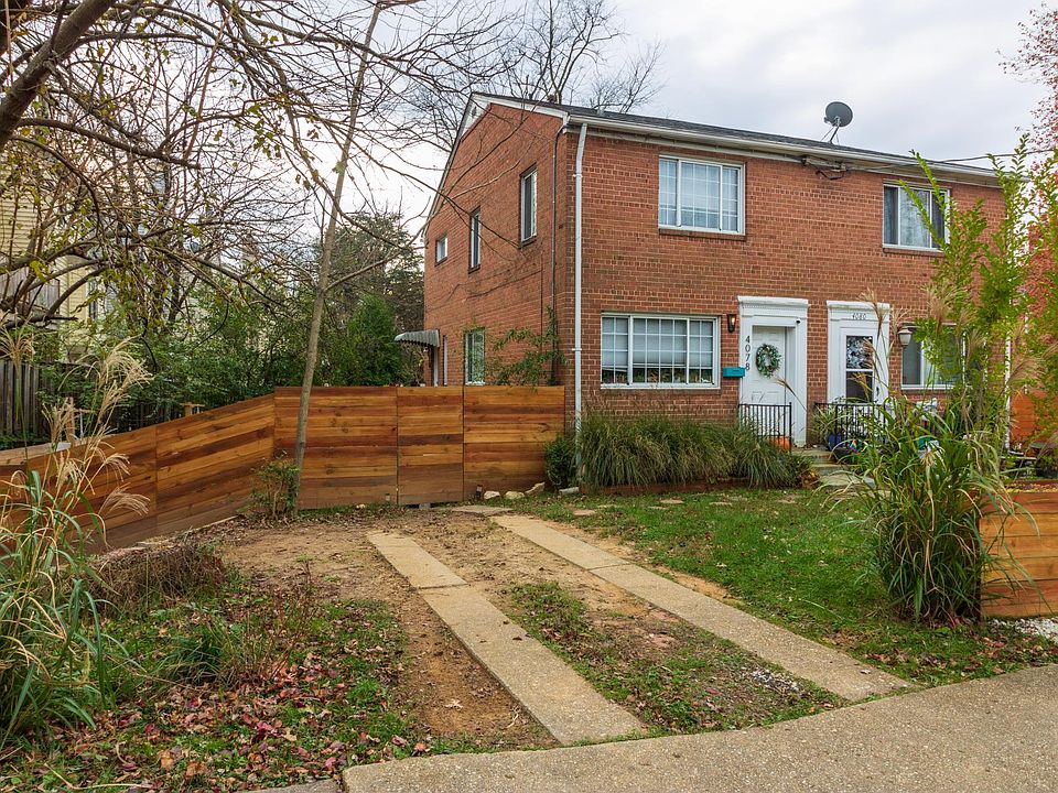 Front w/ Off-street Parking & Planter