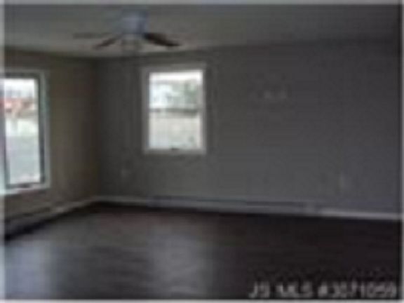 3rd image of 6310 Long Beach Blvd