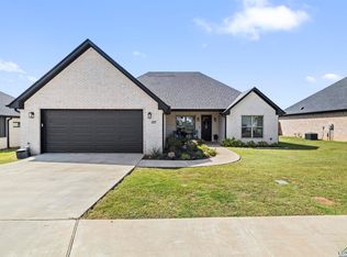 107 Miami Dr, Longview, TX 75601