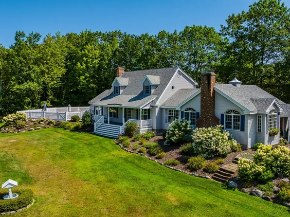 8 Stagecoach Road, Lebanon, NH 03766