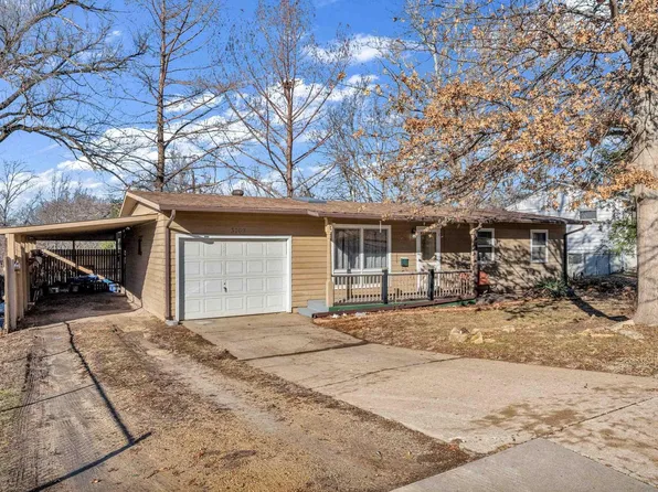3769 SE Truman Ave, Topeka, KS 66609
