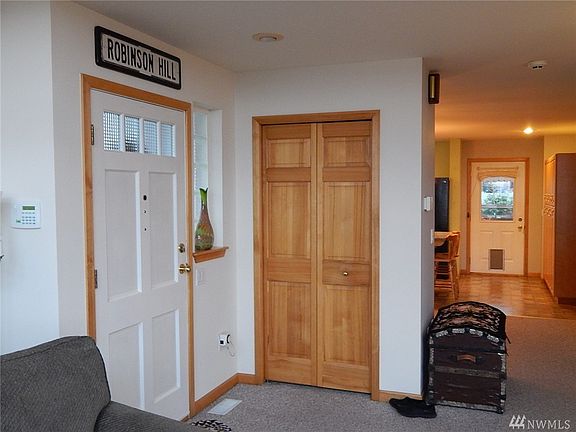 4th image of 5341 Hyada Blvd NE