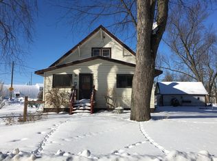 907 6th St, Chetek, WI 54728