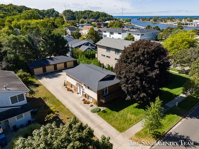 108 Lafayette Ave #110, Grand Haven, MI, 49417