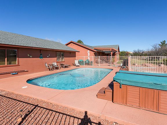 4th image of 10818 S Stingray Lane