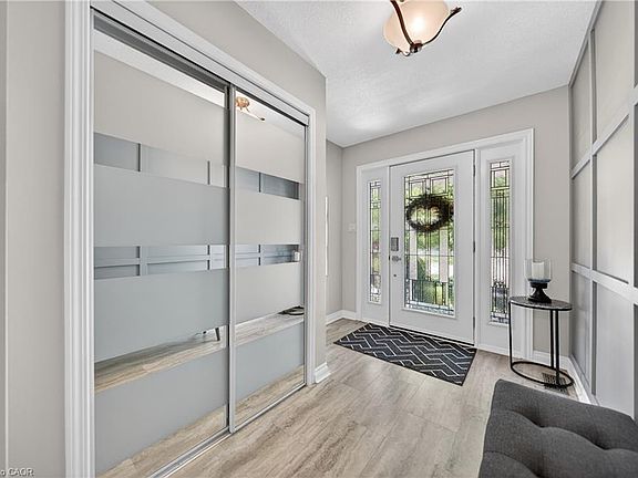 4th image of 63 Pentland Dr