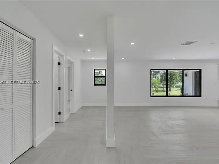 17680 SW 54th St #17680 — Photo 22