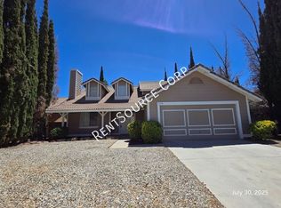 1304 Kings Rd, Palmdale, CA 93551