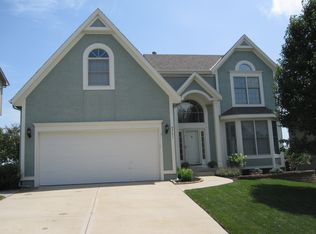 9731 Tallgrass Dr, Lenexa, KS 66220