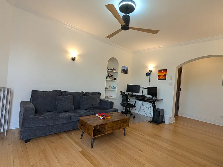 4529 N Greenview Ave #3 — Photo 15