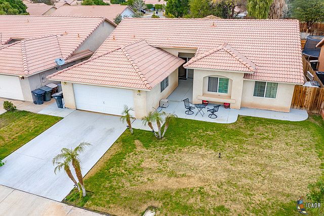 1st image of 421 Branding Iron Dr