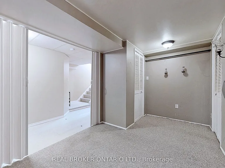 351 Taylor Mills Dr N — Photo 6