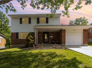 1241 Oak Knoll Dr, Cincinnati, OH 45224