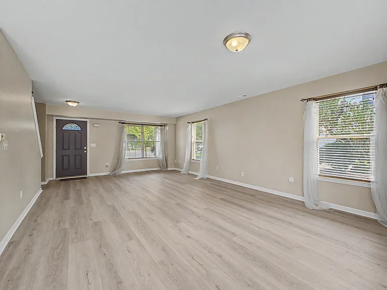 41973 Milton Dr — Photo 19