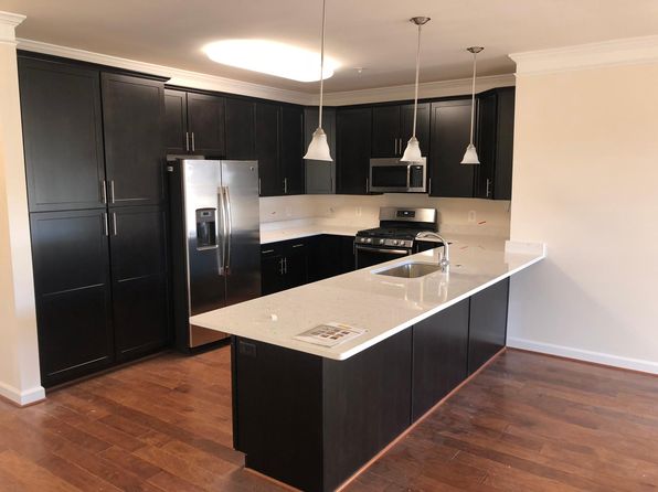 13740 Endeavour Dr APT 506