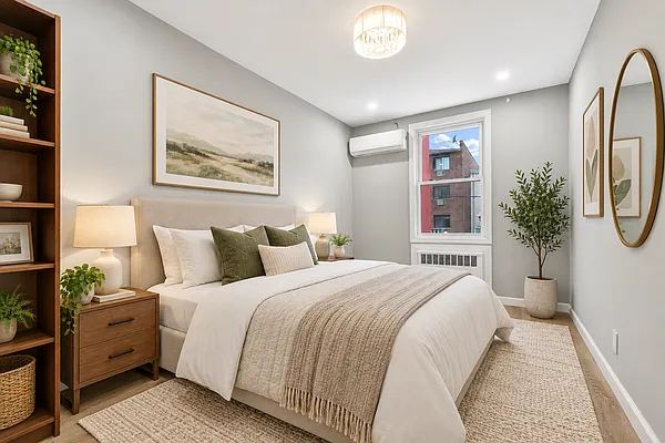 Bedroom, photo 2