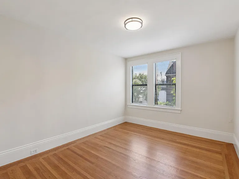 1370 Filbert St #1 — Photo 22