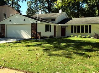 616 Georgetown Ave, Elyria, OH 44035