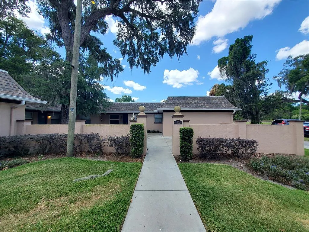 1 bed, 1.0 bath, 750 sqft, $1,195 — Photo 1