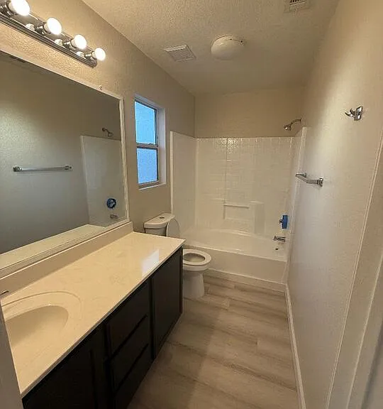 701 E Rivera Ave — Photo 15