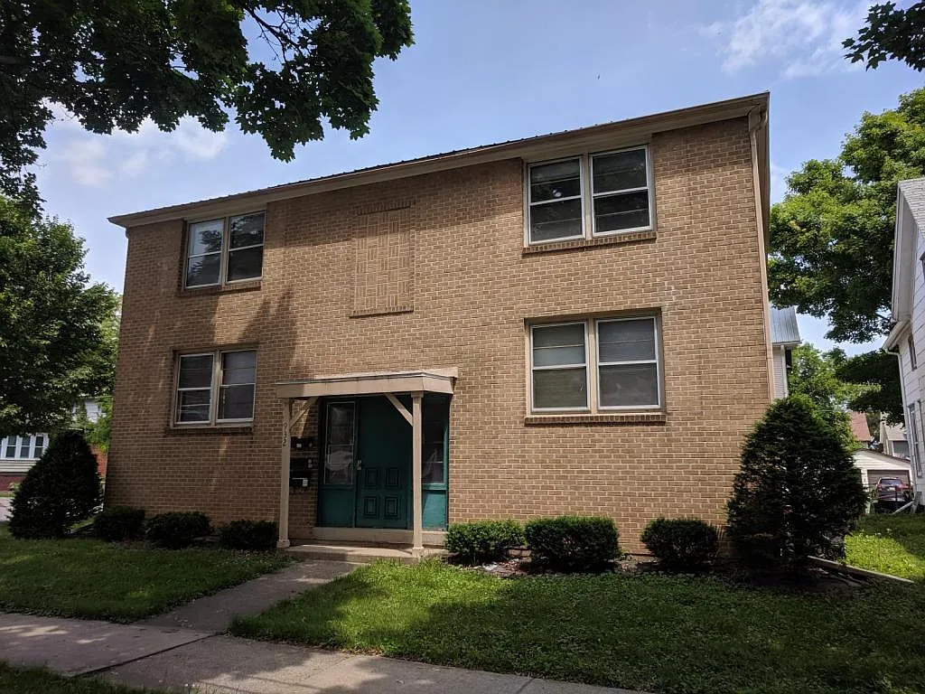 932 Erin St photo 1