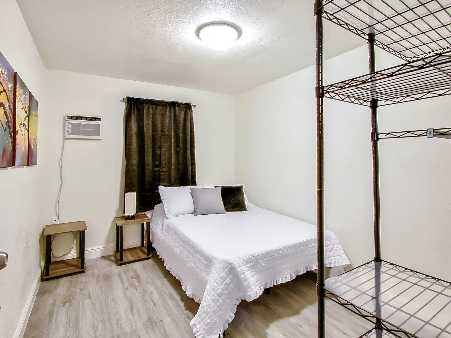 4 bed, 2.0 bath, 1032 sqft, $836 — Photo 3