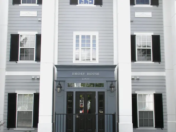 12923 Tradd St APT 1A, Carmel, IN 46032