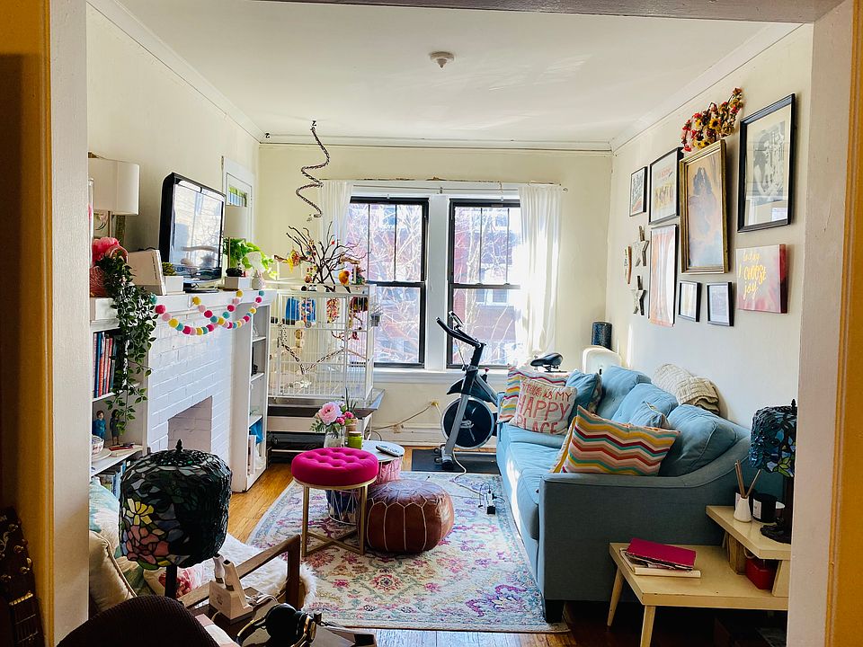 1st image of 2610.5 W Gunnison St #2F