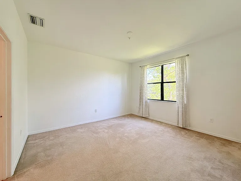 4207 Via Piedra Cir #8-102 — Photo 35