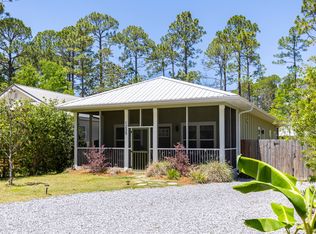 1225 E Point Washington Rd, Pt Washington, FL 32459