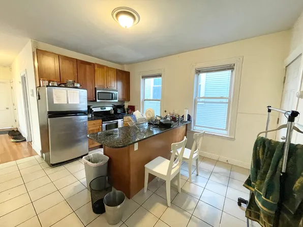 17 Sachem St #2L, Roxbury Crossing, MA 02120