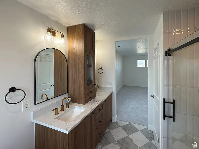 Master bath