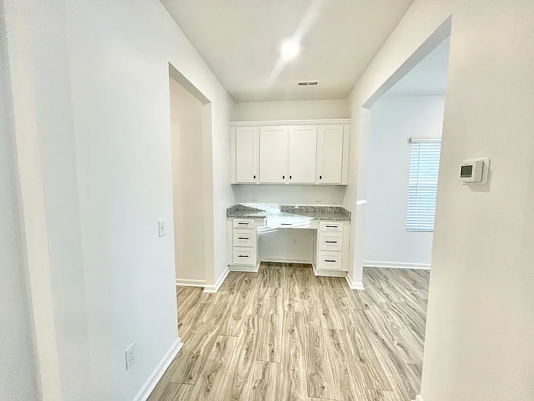 121 Gaelic Dr — Photo 5