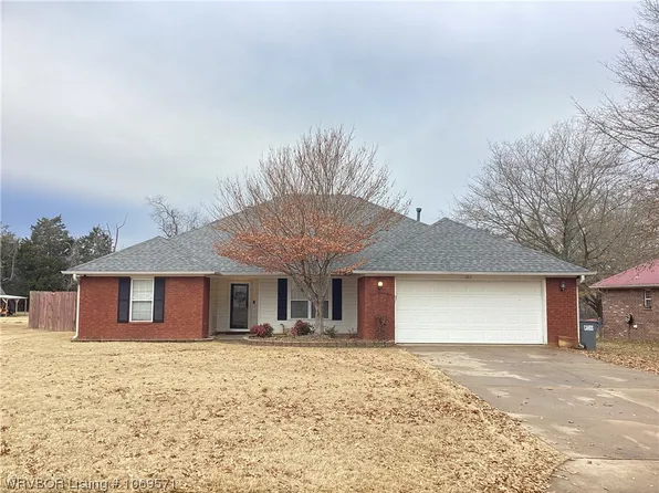 203 Kelly Cir, Lavaca, AR 72941