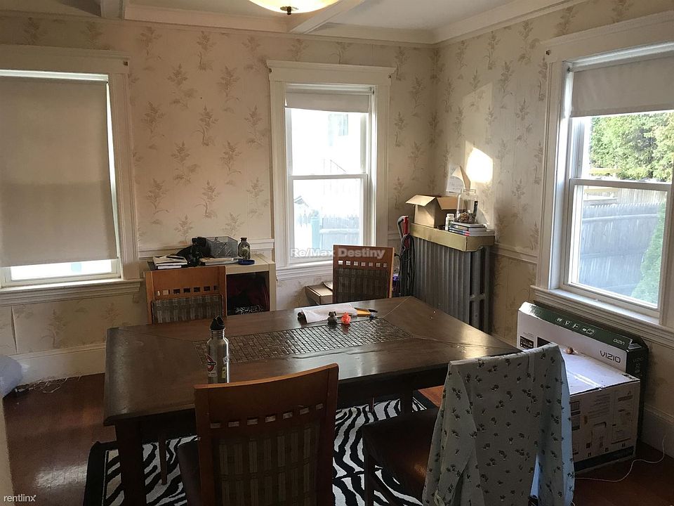 141 George St. Medford (Tufts University) Shared Unit Phot