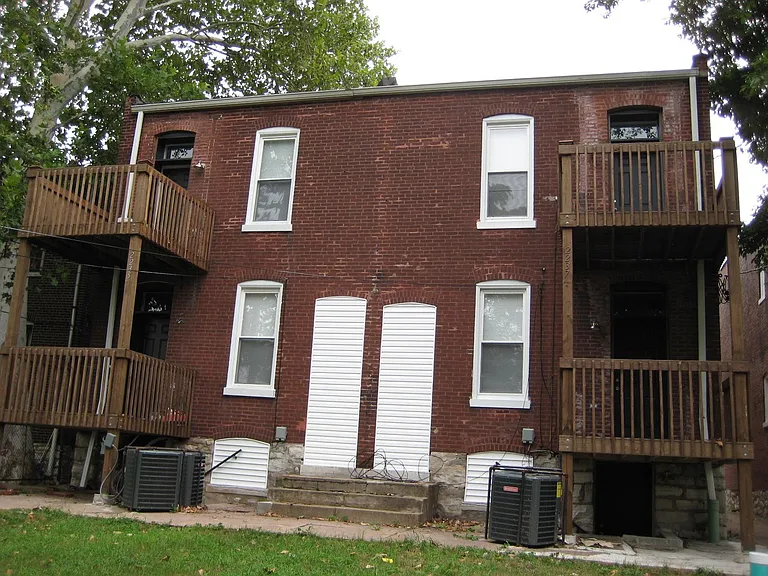 2235 Indiana Ave #2 — Photo 5
