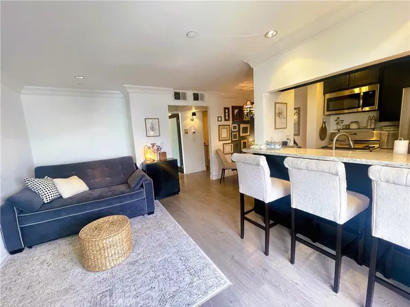 10960 Ashton Ave APT 307, Los Angeles, CA 90024