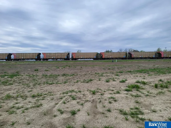 431 Railroad St, Hallam, NE 68368