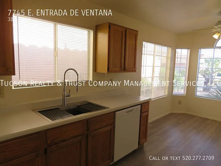 7745 E Entrada De Ventana — Photo 11