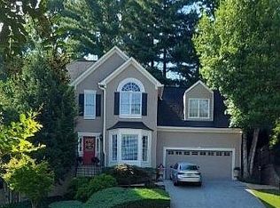 520 Creek Landing Ln, Alpharetta, GA 30005