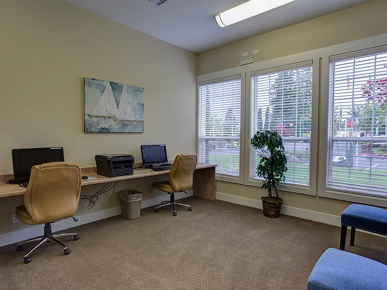 Commons at Avalon Park Apartments — Photo 11