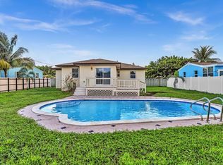 2720 Dewey St, Hollywood, FL 33020